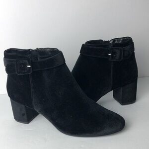 Charles David Black Velvet Ankle Boots 8
